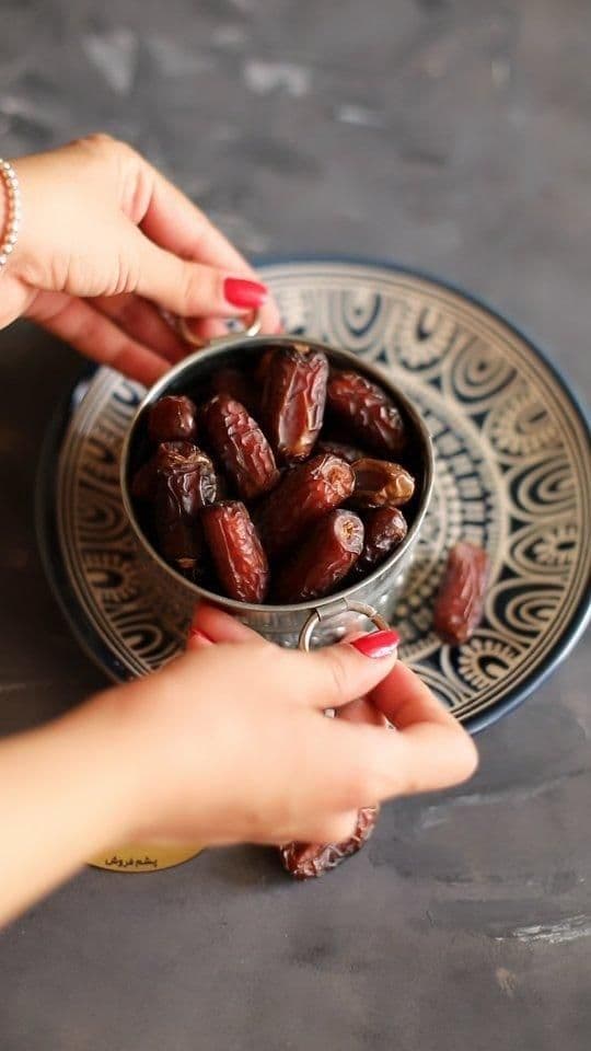 تصویر 1 از خرید و قیمت خرما پیارم اصل + فروش عمده